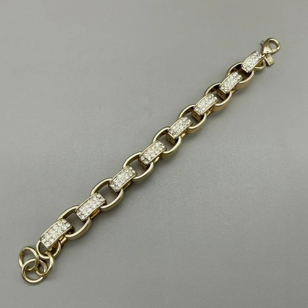 Banana Republic Bracelet Womens Gold Tone Crystal Link Chain Jewelry 7.5 Inch